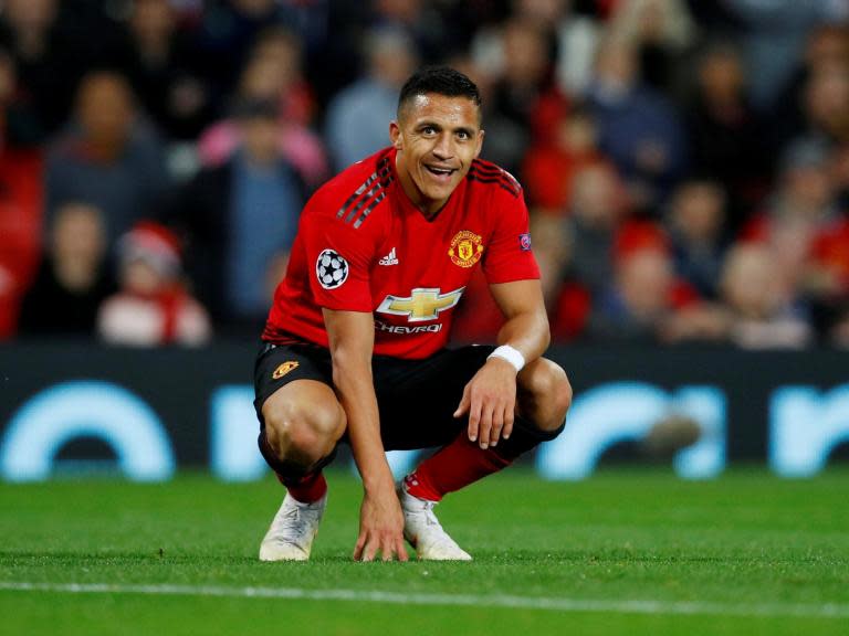 Alexis Sanchez flies home to Chile with Manchester United’s blessing to continue injury recovery