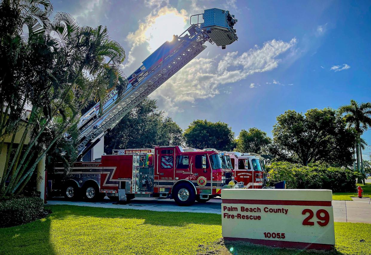 Palm Beach County Fire Rescue rolled out its first 100-foot aerial unit Wednesday morning. It is the tallest aerial unit in the fleet and there are no in-service aerial units taller in the county.