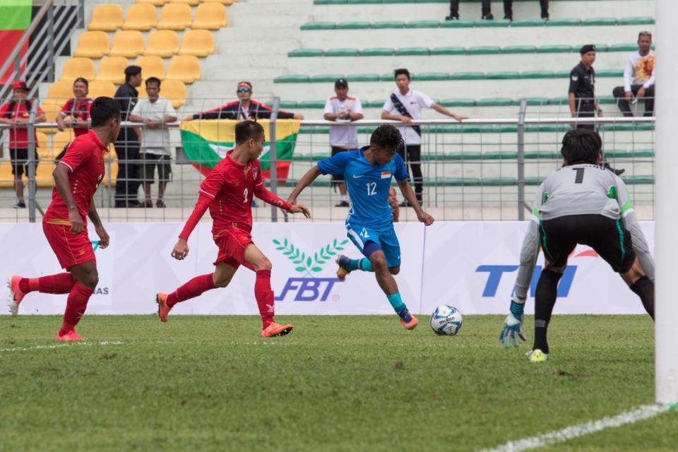 SEA Games: Singapore vs Myanmar