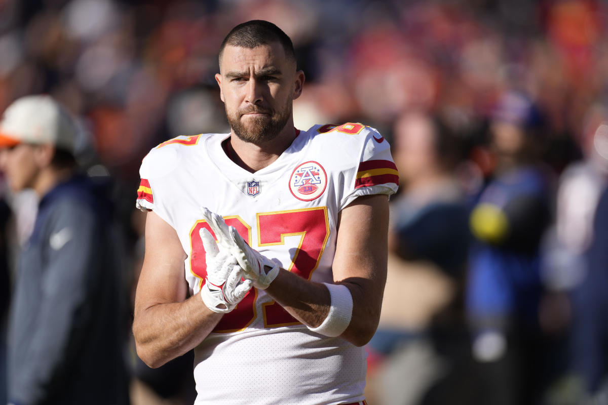 Kansas City Chiefs TE Travis Kelce reaches 10,000 yards