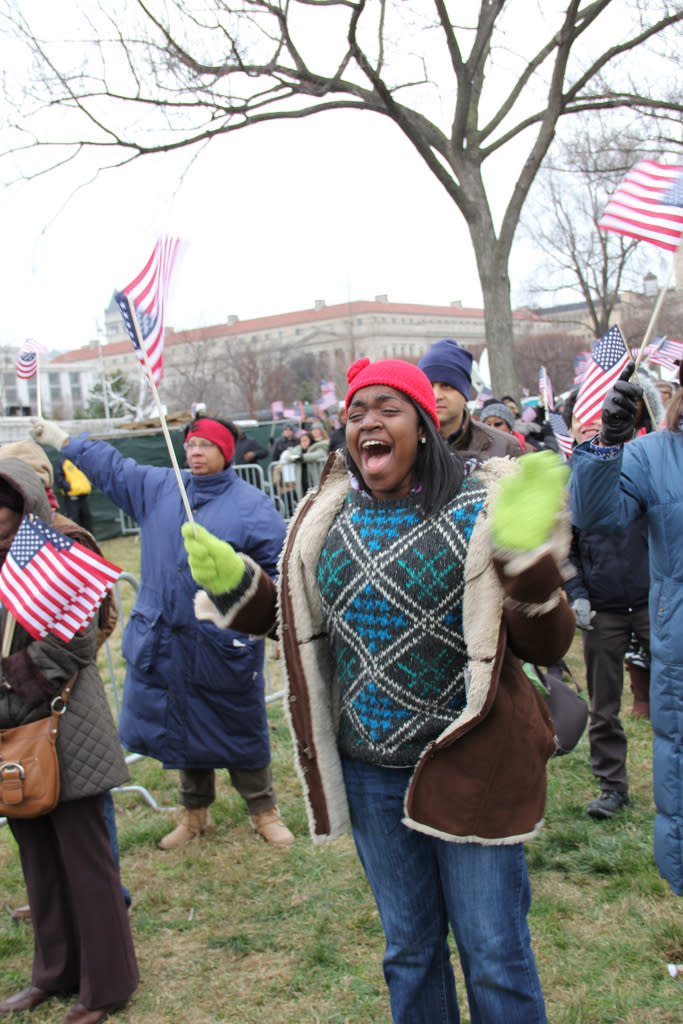 Woman on National Mall during President Barack Obama's Inauguration. (Chris Moody/Yahoo News)