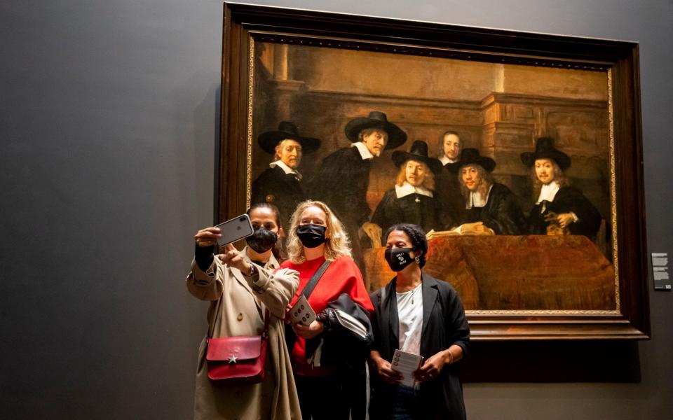 isitors view works of art at Rijksmuseum on September 30, 2020 in Amsterdam, Netherlands. Visitors to the museum are now required to wear face masks to help prevent the spread of the coronavirus (COVID-19).  - Getty Images