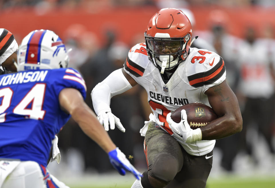 Running back Carlos Hyde (34) was traded from the Browns to the Jaguars on Friday. (AP)