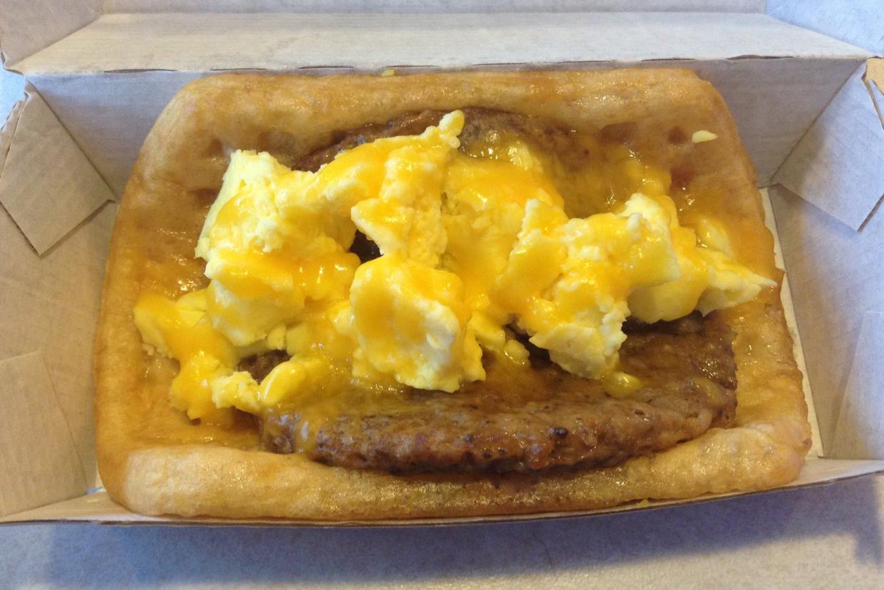 taco bell breakfast waffle taco