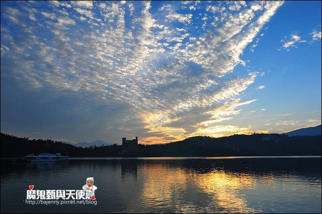 《南投景點美食》日月潭朝霧碼頭日出 埔里鹹油條 恆吉城早餐店蔥油餅加蛋