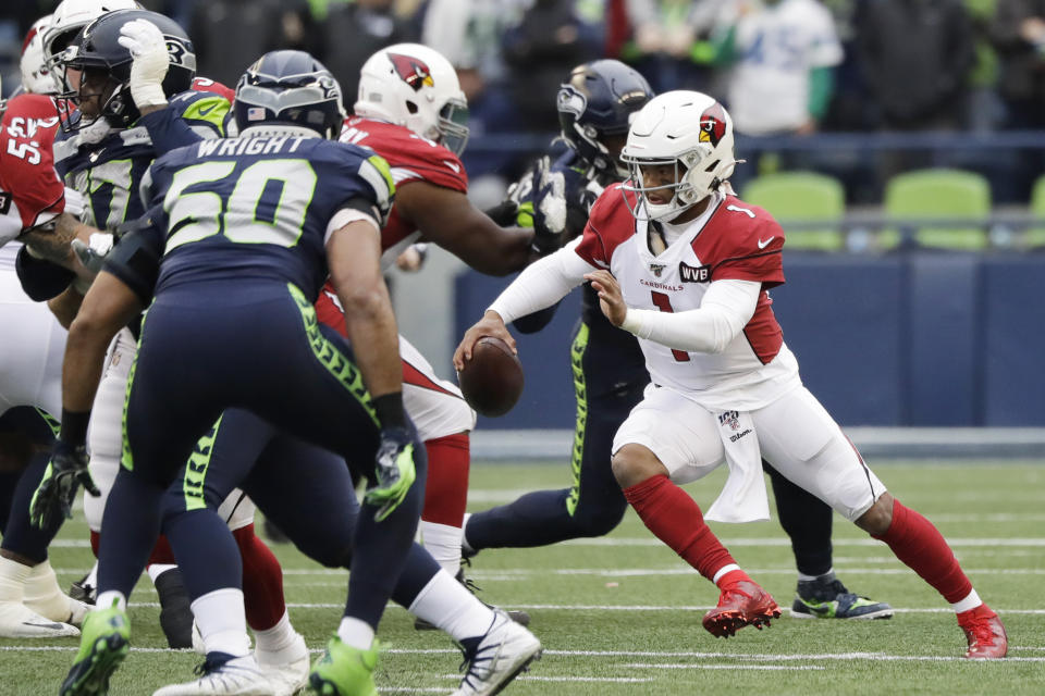 Kyler Murray's injury didn't hinder the Cardinals upset of the Seahawks on Sunday. (AP Photo/Elaine Thompson)