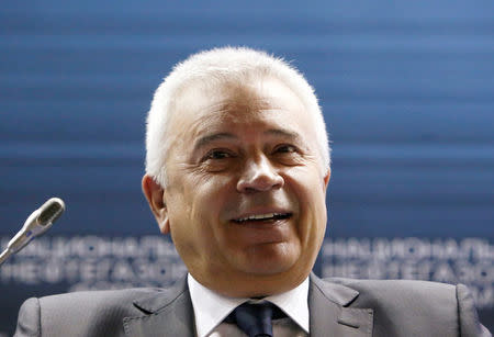 Lukoil Chief Executive Officer Vagit Alekperov attends a plenary session of the National Oil and Gas Forum in Moscow, Russia, April 20, 2016. REUTERS/Sergei Karpukhin