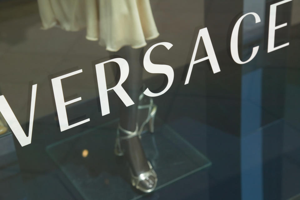 Bei Versace gibt es Luxus-Sportgeräte. (Bild: Getty Images)