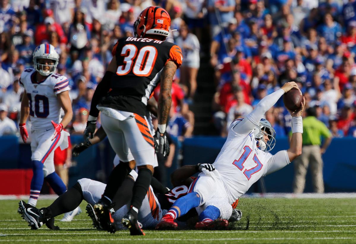 After Chiefs win, all eyes turn to Bills at Bengals on MNF