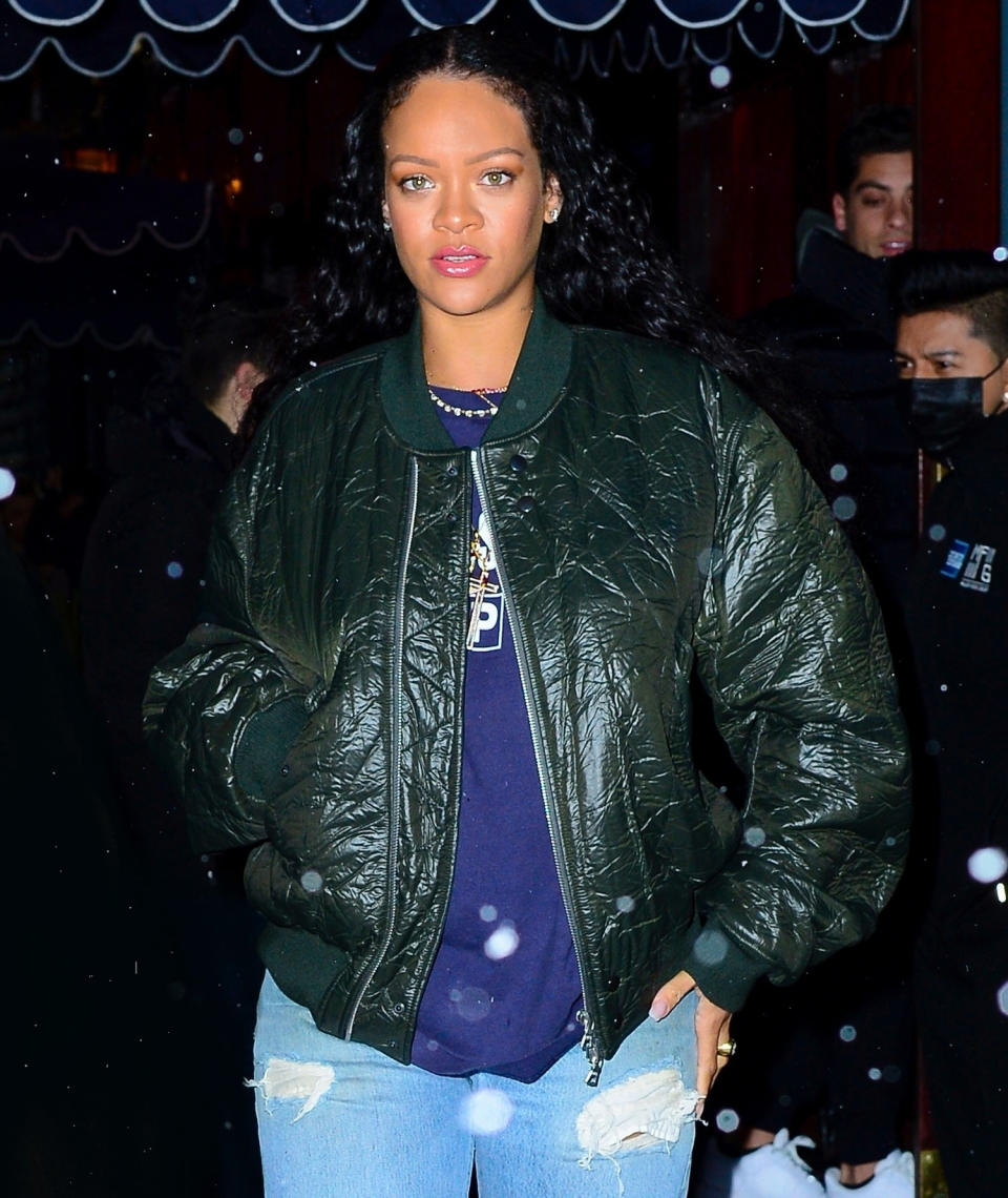 <p>Rihanna braves the cold on a snowy N.Y.C. night ahead of dinner with boyfriend A$AP Rocky on Jan. 16. </p>