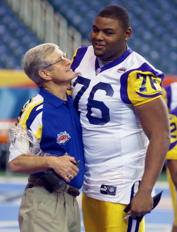 Dick Vermeil appreciated the anchor that Orlando Pace provided the Rams' offense during the Greatest Show on Turf era. (AP)