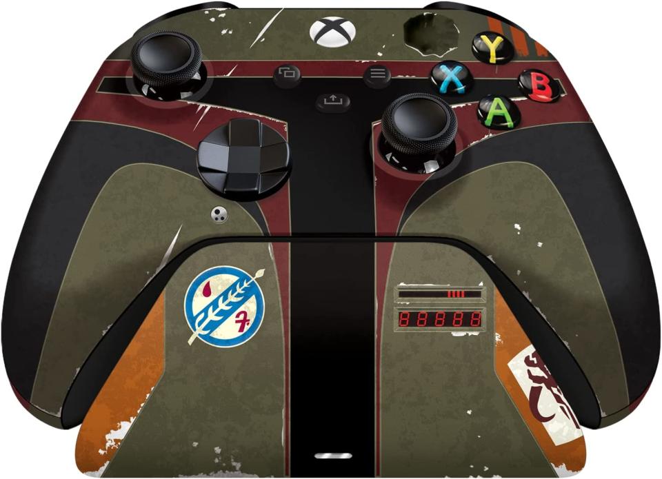 Some Awesome Star Wars And Marvel Gaming Controllers Are Up To 40% Off