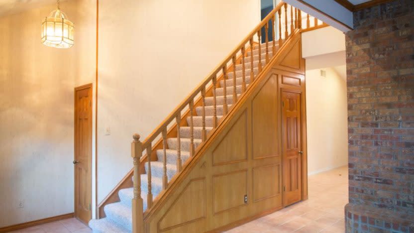 This spindly oak staircase really ages the place