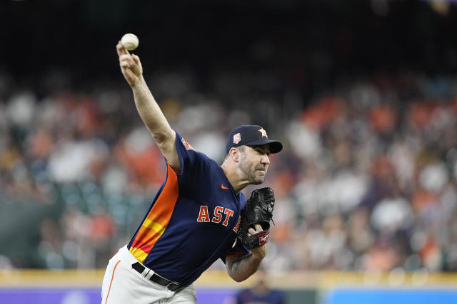 Houston Astros starter Justin Verlander leaves after 3 innings and