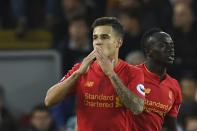 <p>Dass der FC Barcelona unbedingt Coutinho verpflichten möchte, ist kein Geheimnis mehr. Der Haken: Liverpool will seinen Star auf keinen Fall abgeben. Um das zu untermauern, haben die Reds nun ein Preis für den Brasilianer festgelegt. Die Katalanen müssten laut Mirror 150 Millionen Euro auf den Tisch legen. Kein Problem, wenn PSG für Neymar 222 Millionen Euro an Barca überweist. (AFP)</p>