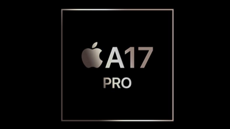 外媒實測發現iPhone 15 Pro Max更新iOS 17.0.3之後，效能表現比舊版本更好。（圖／翻攝自蘋果官網）