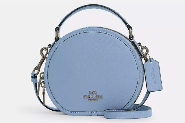 <p>Coach Outlet</p>