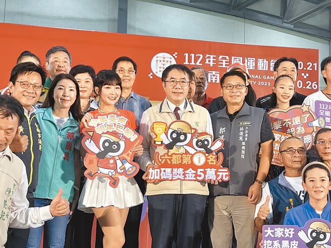 今年全國運動會將於10月21至26日在台南登場，台南出身的「樂天女孩」籃籃應邀擔任宣傳大使。（洪榮志攝）