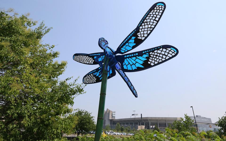 Blue Dasher is part of the Glass in Flight exhibition by Alex Heveri at Reiman Gardens.