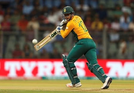 Cricket - South Africa v England - World Twenty20 cricket tournament - Mumbai, India, 18/03/2016. South Africa's Quinton de Kock plays a shot. REUTERS/Danish Siddiqui