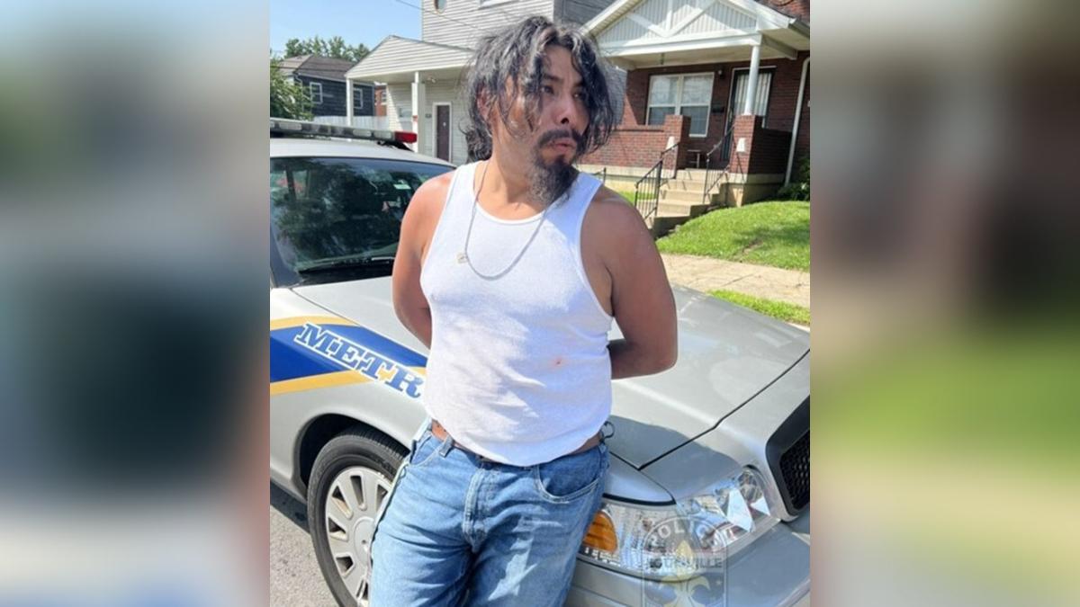 Заподозрян от Кентъки, обвинен в подстригване на гола коса на жена, държането й в плен с часове: полицията