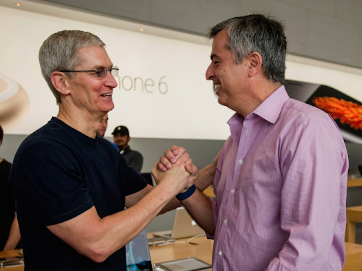 tim cook eddy cue