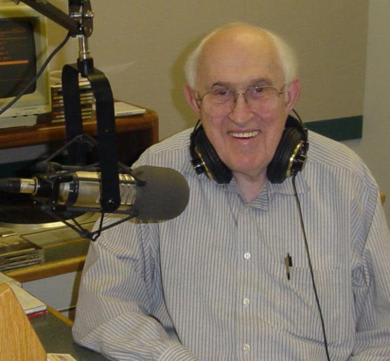 WVIK founder Don Wooten was the longtime host of “Jazz After Hours.”