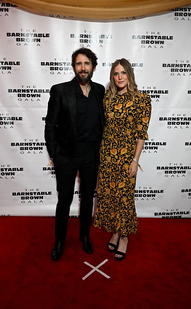 <p>Josh Groban & Natalie McQueen</p>