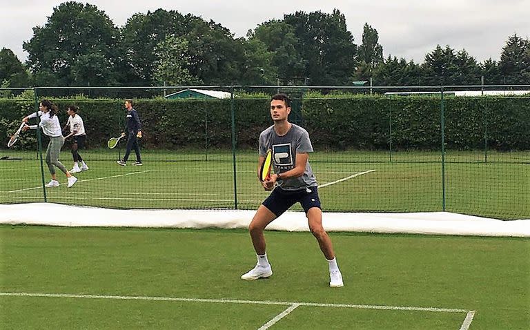 El tenista argentino Juan Pablo Ficovich, recuperado de miocarditis, volvió a competir después de 200 días: lo hizo en la qualy de Wimbledon.