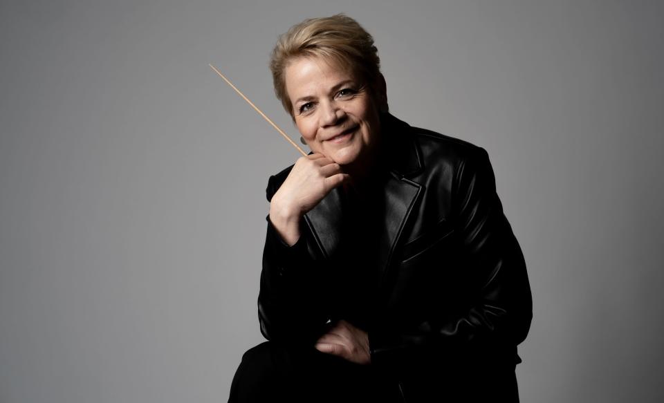 Marin Alsop is set to be among those to be honoured by the Royal Conservatoire of Scotland (RCS)