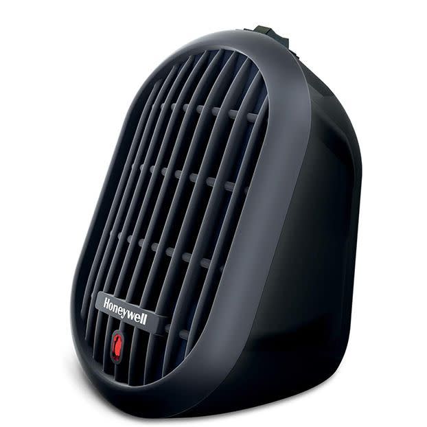 10) Honeywell HCE100B Heat Bud Ceramic Heater