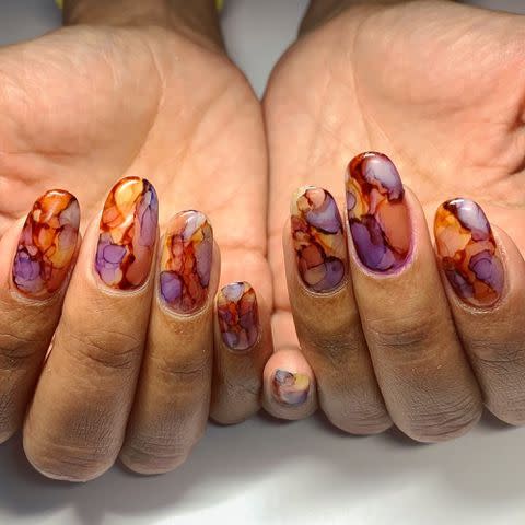 <p><a href="https://www.instagram.com/p/BuUK5Z4Hv-a/" data-component="link" data-source="inlineLink" data-type="externalLink" data-ordinal="1">@nailsbymaki.nyc</a> / Instagram</p>