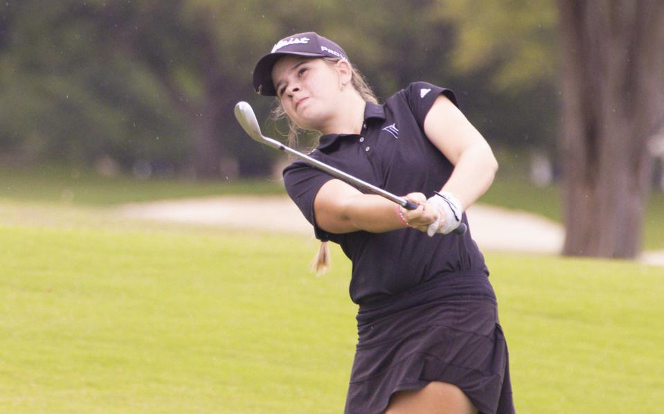 Vandegrift's Sydney Givens, shown during the 2023 state tournament, shot a 1-under par 71 on Monday, the first day of the 2024 UIL state golf tournament for Class 6A. The Vipers are three shots behind San Antonio Reagan in team standings.