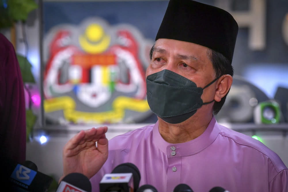 Tan Sri Dr Noor Hisham Abdullah says the Health Ministry is looking to improve its measures against a bullying culture that have sprouted in public hospitals. — Bernama pic