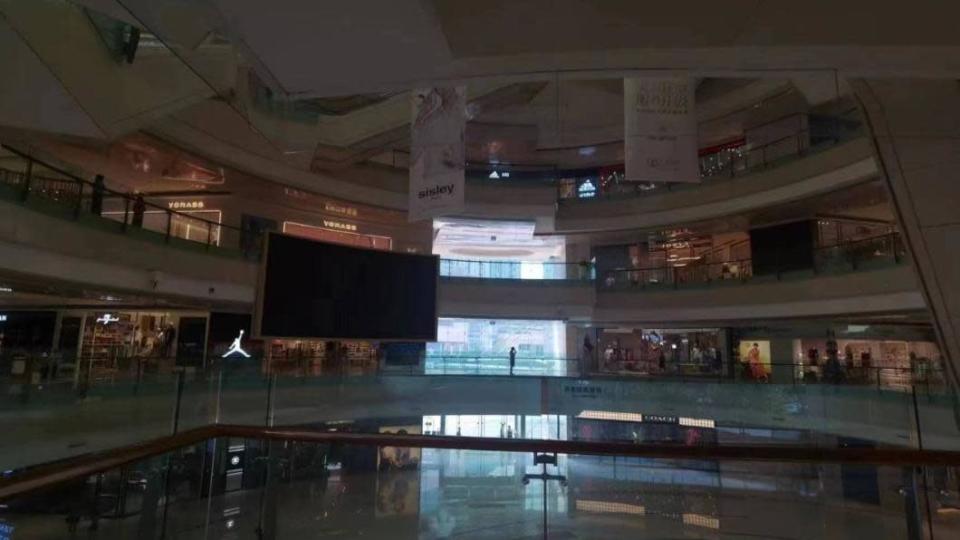 武漢商場大停電。（圖／翻攝自微博）