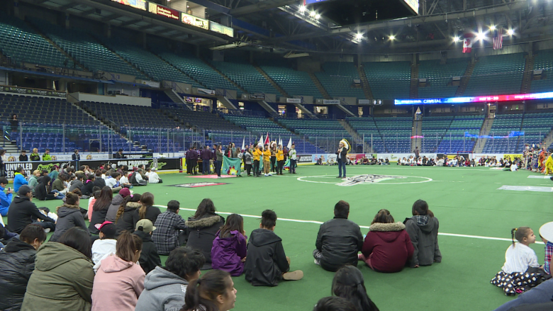 Sask. Rush star Jeremy Thompson (and his brothers) offer inspiration to 800 Indigenous children