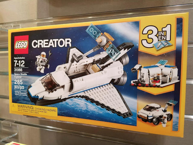 Lego Has a New Space Shuttle and It Looks Awesome