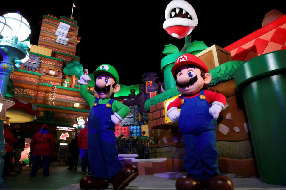 <div class="inline-image__title">CALIFORNIA-SUPER NINTENDO WORLD/</div> <div class="inline-image__credit">Mario Anzuoni/Reuters</div>