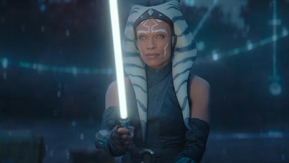 hsoka episodes will now release on Tuesdays at an earlier time than other Disney+ shows. Rosario Dawson's Ahsoka holds up her white lightsaber on her Disney+ series. 