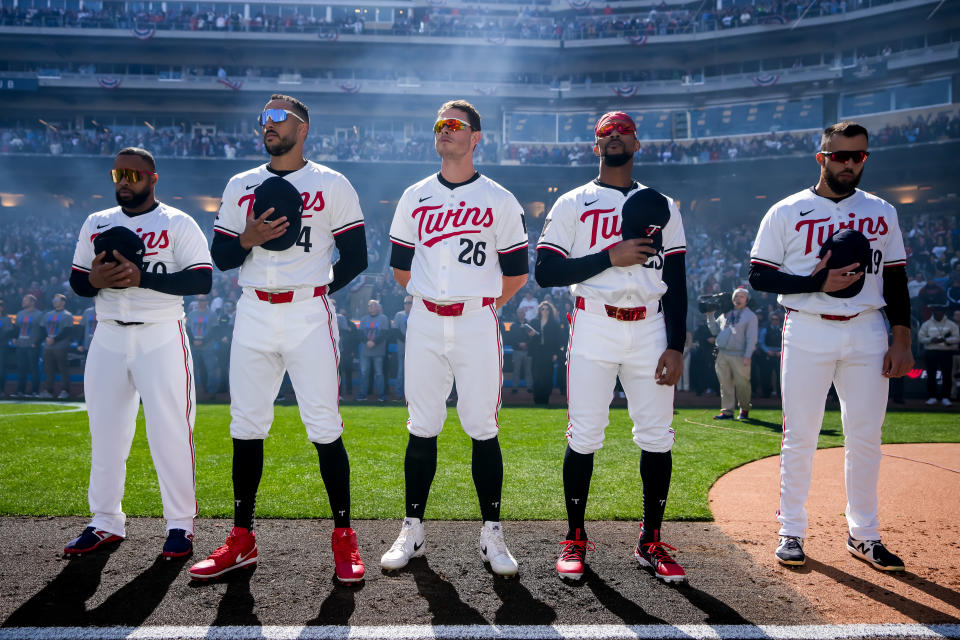 由左至右分別為Carlos Santana、Carlos Corre、Max Kepler、Byron Buxton、Alex Kirilloff。(Photo by Brace Hemmelgarn/Minnesota Twins/Getty Images)