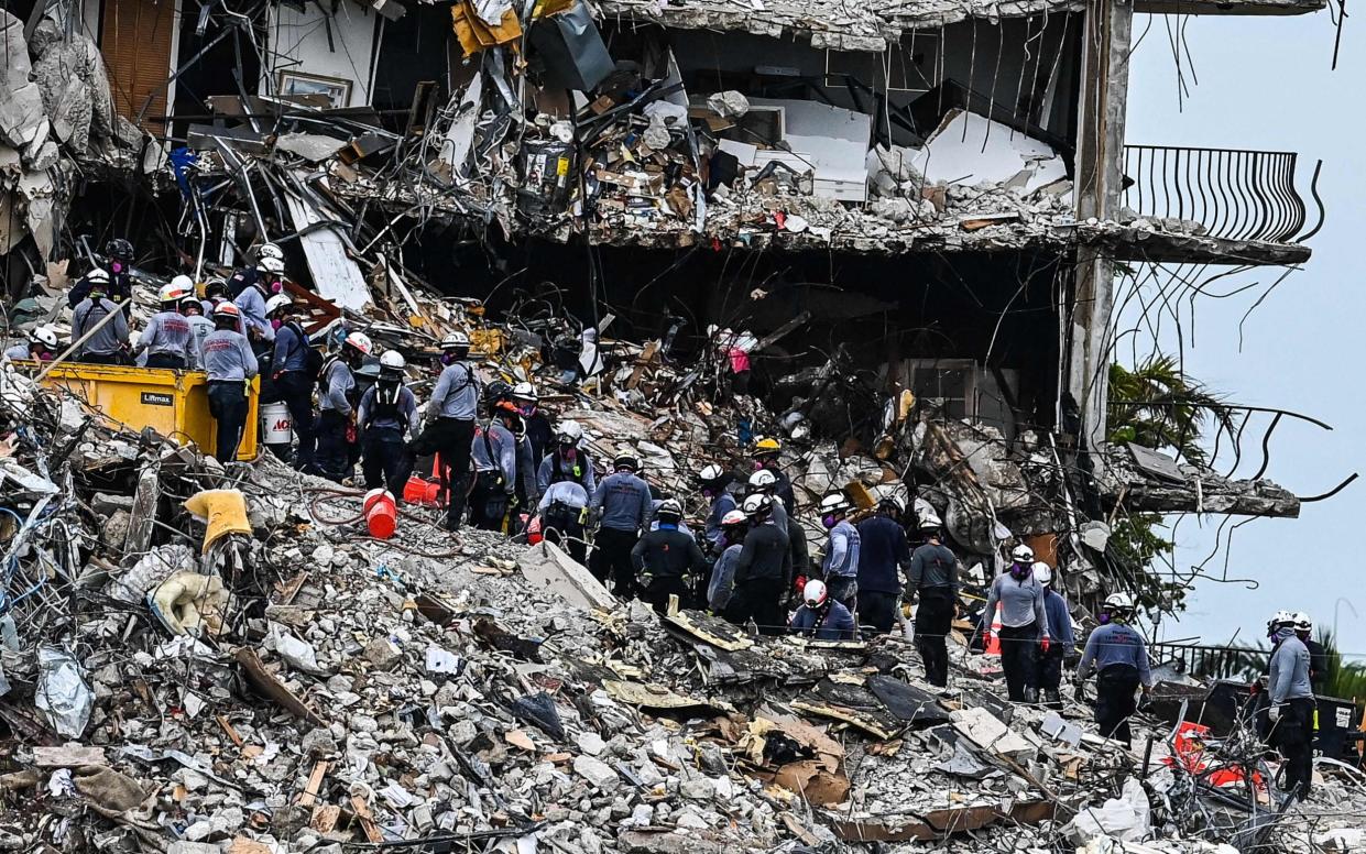 Miami building collapse - CHANDAN KHANNA/AFP/Getty Images