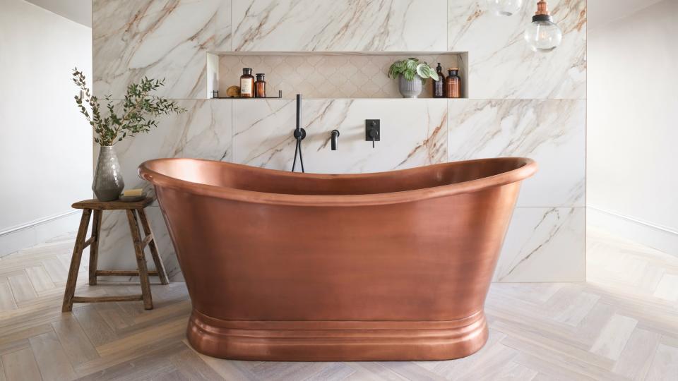 8 common types of bathtubs – and their pros and cons