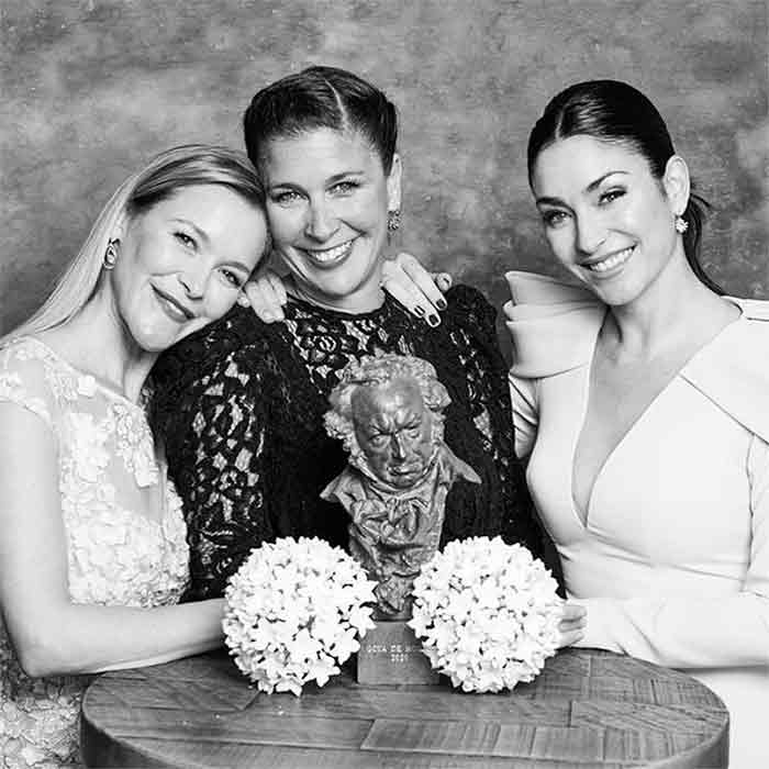 María Esteve con sus hermanas en una imagen de su Instagram