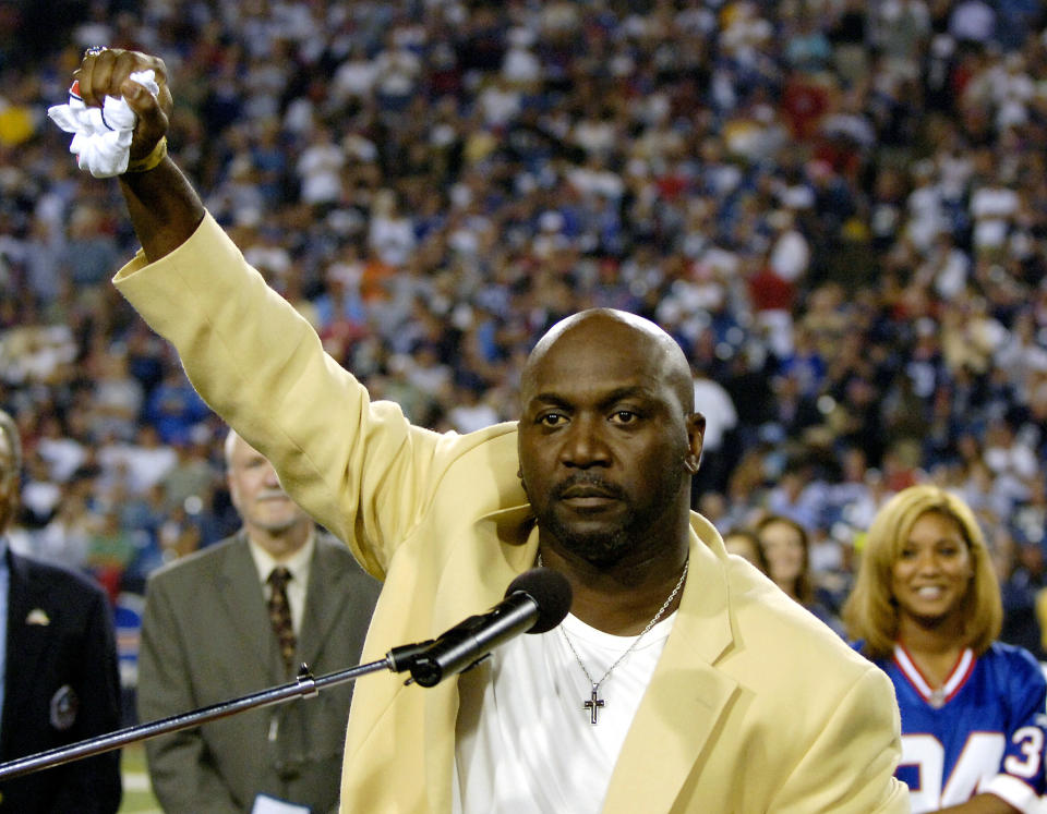 The Buffalo Bills announced on Wednesday that they’re retiring running back Thurman Thomas’ No. 34 in October. (AP)