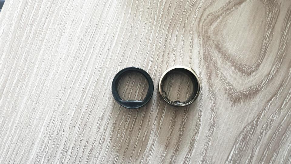 Oura and Circular rings side by side
