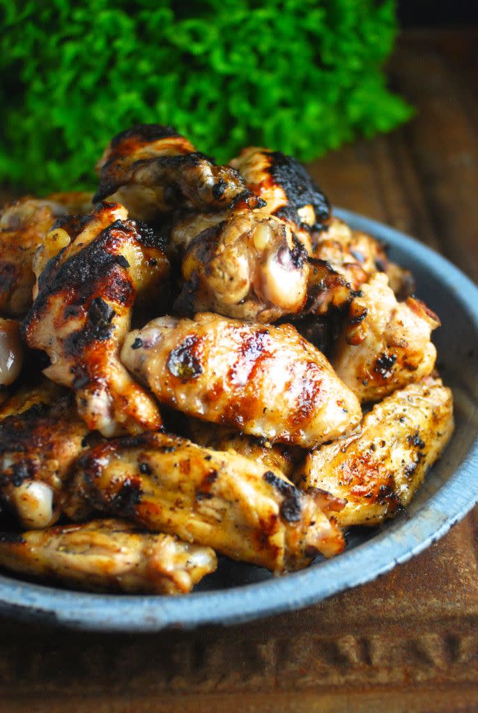 Garlicky Lemon Cuban Wings