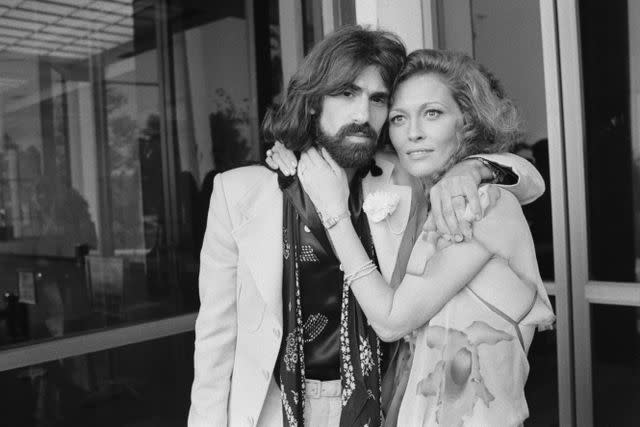 <p>Tony Korody/Sygma/Sygma via Getty</p> Peter Wolf and Faye Dunaway