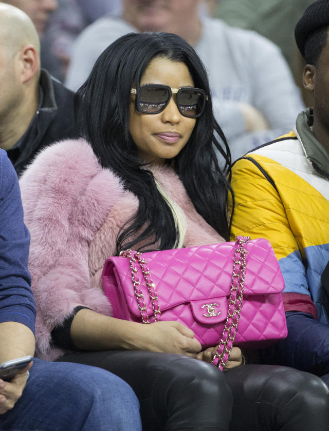 Nicki Minaj outdoes Beyoncé with unusual courtside outfit