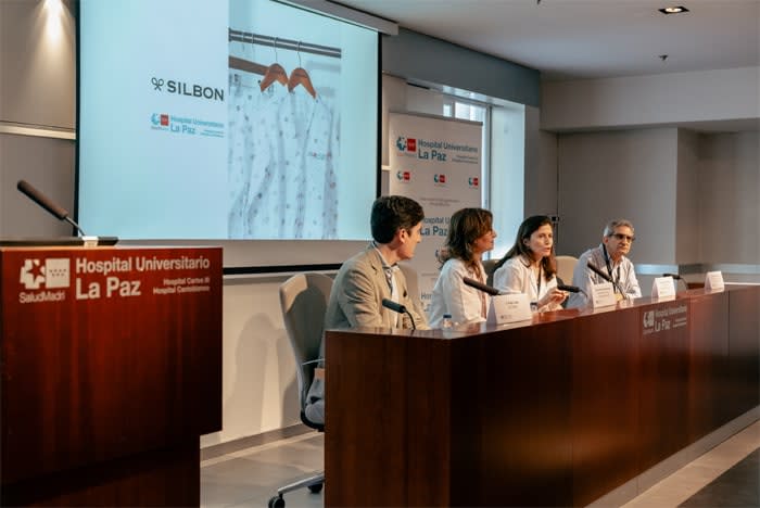 Silbon diseña, fabrica y dona 1.340 pijamas para el programa de acompañamiento infantil en quirófano del  Hospital Universitario La Paz