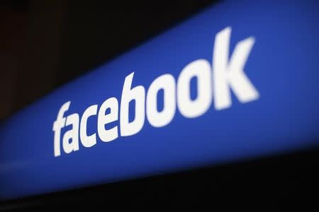 Facebook Falls 3%